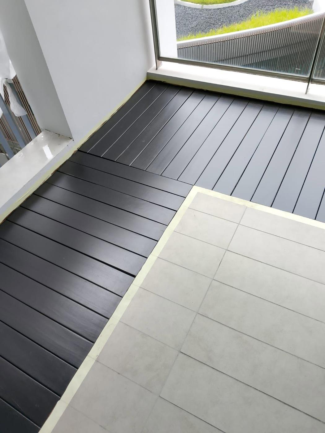 L shaped balcony deck restored