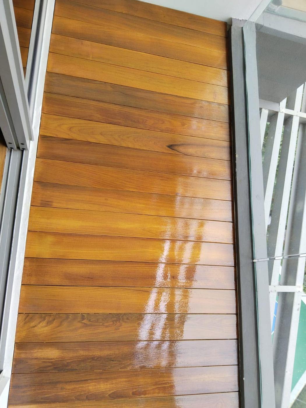 Teak balcony deck after refinishing